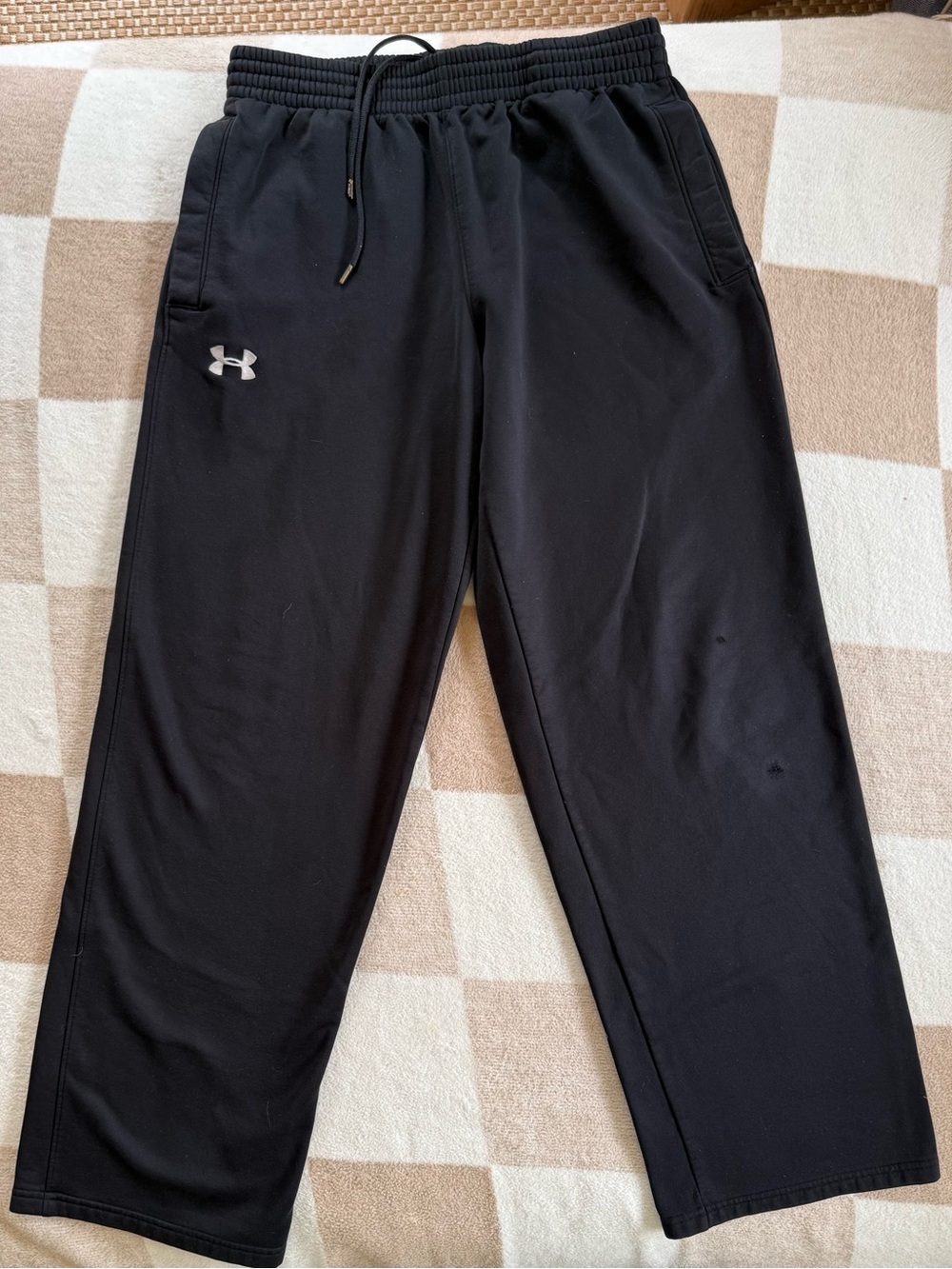 Under Armour Men’s Black Athletic Sweat Pants